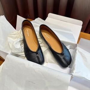 Maison Martin Margiela Black Leather Tabi Loafers